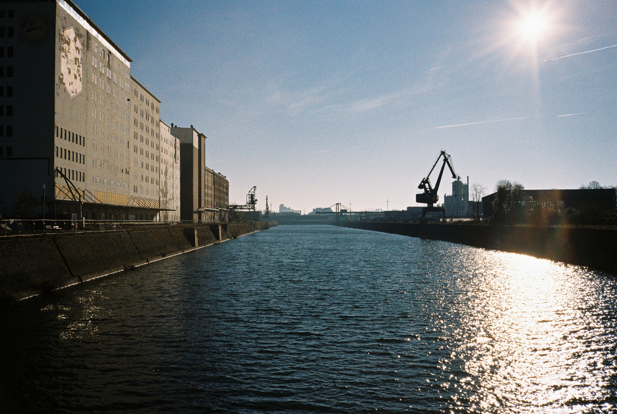 Deutzer Hafenbecken, Dezember 2024